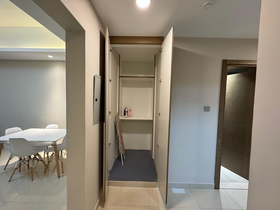 Pool View | Vacant | Mid Floor | High ROI