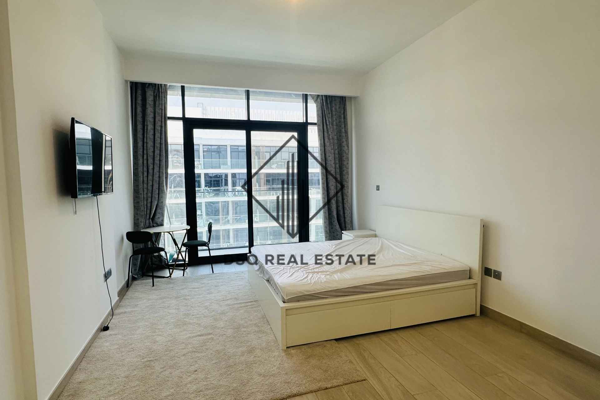 Vacant I Semi Furnished I Pool View Vacant I Semi Furnished I Pool View