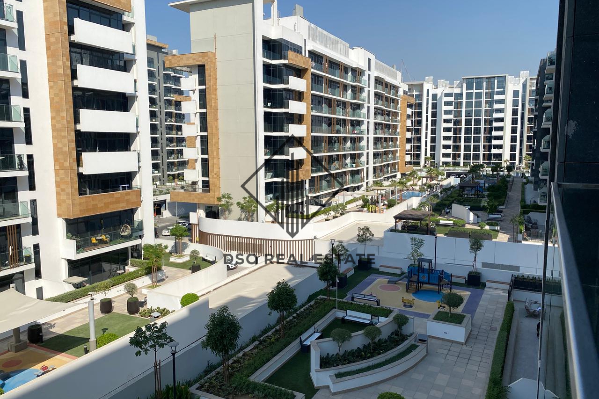 Vacant I Big Layout I Pool View